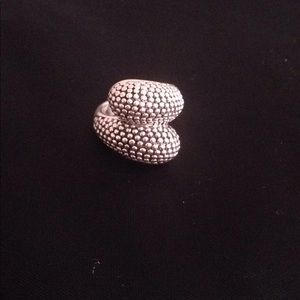 Ring size6 approx new with no tags